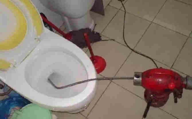 天全马桶通下水